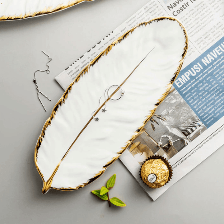 Levél alakú kerámia tálca