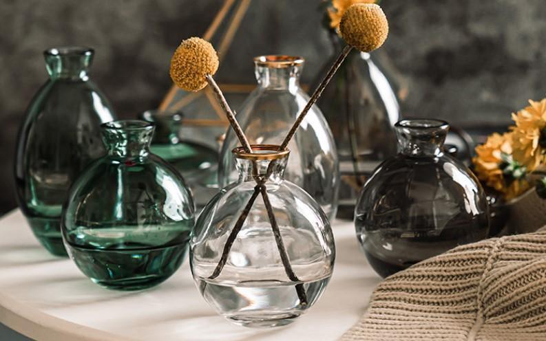 Rousseau üveg vázák trió